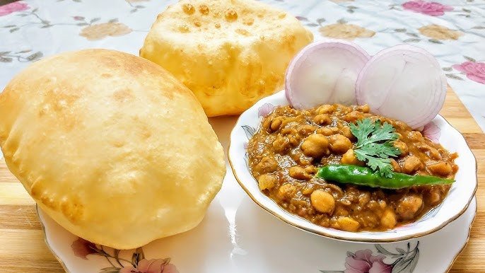 Chole Bhatoore