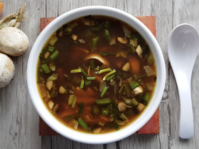 Veg. Machos Soup